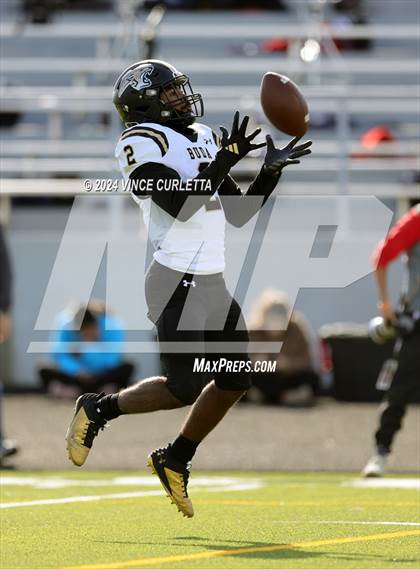 Thumbnail 2 in Johnson @ Westlake (UIL 6A Football Regional Playoff) photogallery.