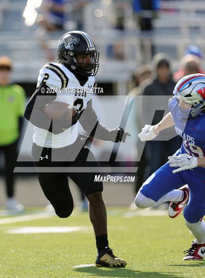 Thumbnail 3 in Johnson @ Westlake (UIL 6A Football Regional Playoff) photogallery.