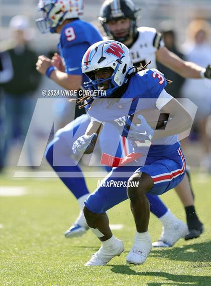 Thumbnail 2 in Johnson @ Westlake (UIL 6A Football Regional Playoff) photogallery.