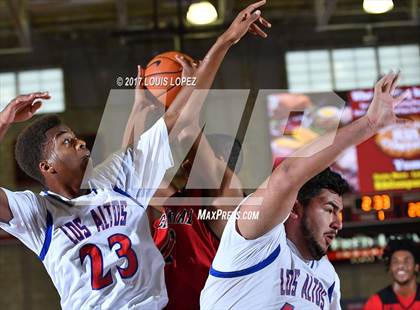 Thumbnail 3 in Los Altos vs. Centennial (Nike Extravaganza) photogallery.