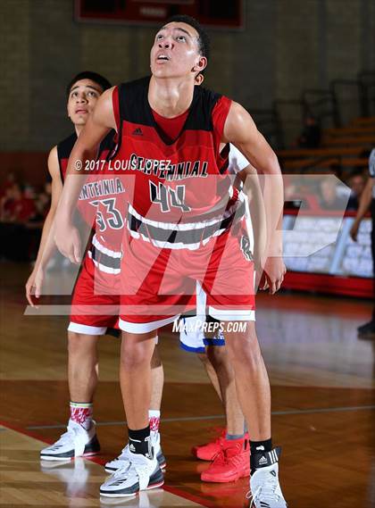 Thumbnail 2 in Los Altos vs. Centennial (Nike Extravaganza) photogallery.