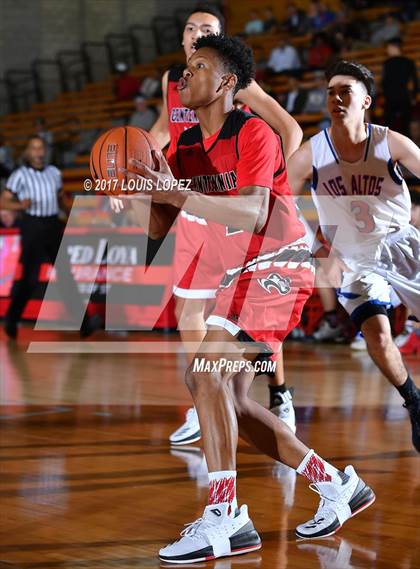 Thumbnail 2 in Los Altos vs. Centennial (Nike Extravaganza) photogallery.