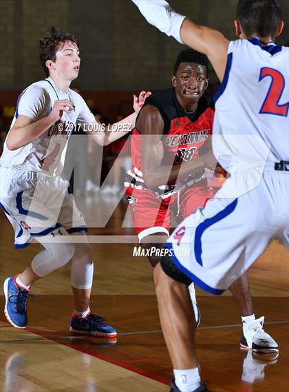 Thumbnail 2 in Los Altos vs. Centennial (Nike Extravaganza) photogallery.