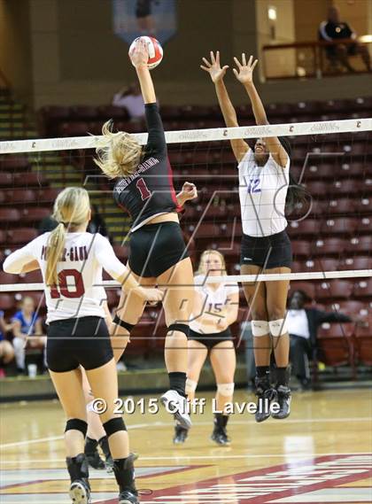 Thumbnail 2 in Ashley Hall vs. Porter-Gaud (SCISA Class AAA State Championship) photogallery.