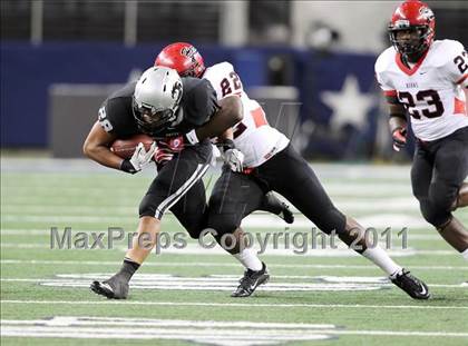 Thumbnail 1 in Cedar Hill vs. Guyer (Kirk Herbstreit National Kickoff Classic) photogallery.