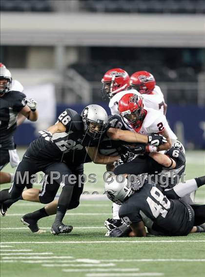 Thumbnail 2 in Cedar Hill vs. Guyer (Kirk Herbstreit National Kickoff Classic) photogallery.