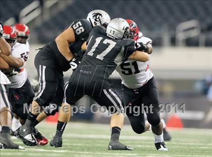 Thumbnail 3 in Cedar Hill vs. Guyer (Kirk Herbstreit National Kickoff Classic) photogallery.