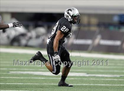 Thumbnail 1 in Cedar Hill vs. Guyer (Kirk Herbstreit National Kickoff Classic) photogallery.