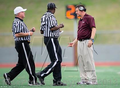 Thumbnail 2 in Rowlett vs Longview (UIL 5A Bi-District Playoff) photogallery.
