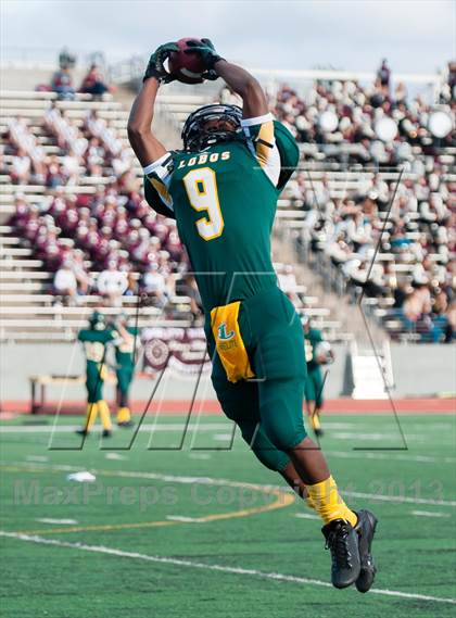 Thumbnail 3 in Rowlett vs Longview (UIL 5A Bi-District Playoff) photogallery.