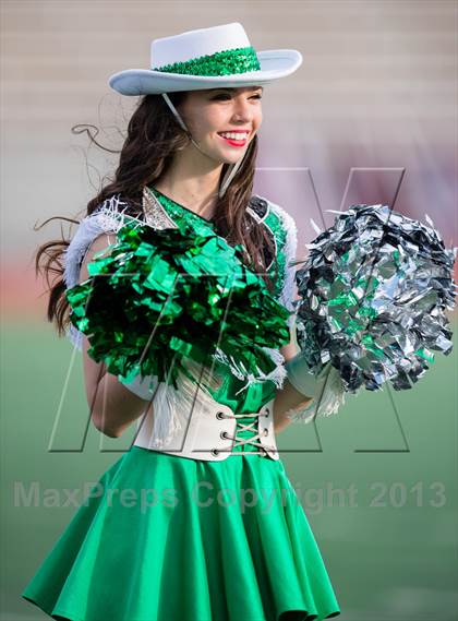 Thumbnail 3 in Rowlett vs Longview (UIL 5A Bi-District Playoff) photogallery.