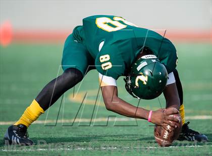 Thumbnail 1 in Rowlett vs Longview (UIL 5A Bi-District Playoff) photogallery.