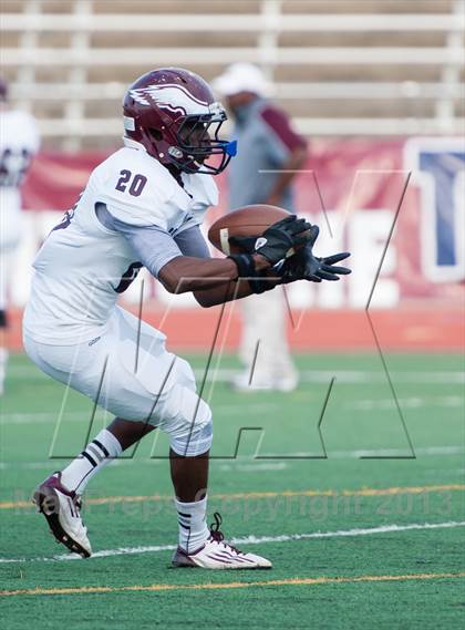 Thumbnail 3 in Rowlett vs Longview (UIL 5A Bi-District Playoff) photogallery.