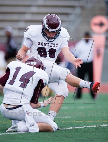 Thumbnail 2 in Rowlett vs Longview (UIL 5A Bi-District Playoff) photogallery.