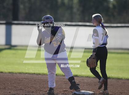 Thumbnail 2 in Mayflower @ Bauxite photogallery.