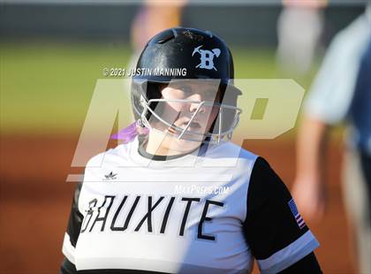 Thumbnail 3 in Mayflower @ Bauxite photogallery.