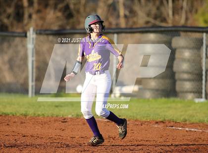 Thumbnail 1 in Mayflower @ Bauxite photogallery.