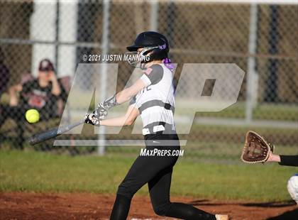 Thumbnail 1 in Mayflower @ Bauxite photogallery.