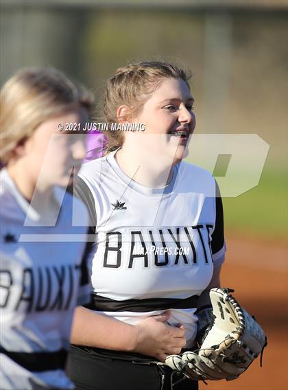 Thumbnail 2 in Mayflower @ Bauxite photogallery.