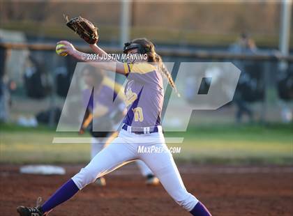 Thumbnail 2 in Mayflower @ Bauxite photogallery.
