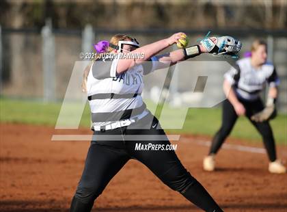 Thumbnail 2 in Mayflower @ Bauxite photogallery.