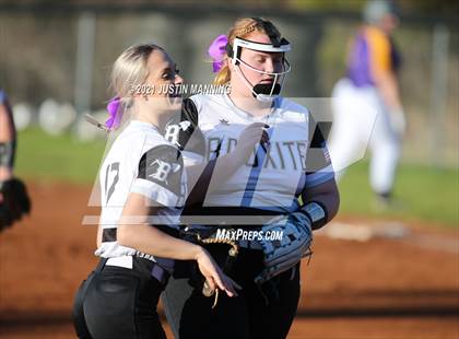 Thumbnail 1 in Mayflower @ Bauxite photogallery.