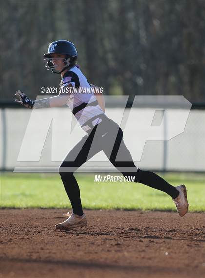 Thumbnail 2 in Mayflower @ Bauxite photogallery.