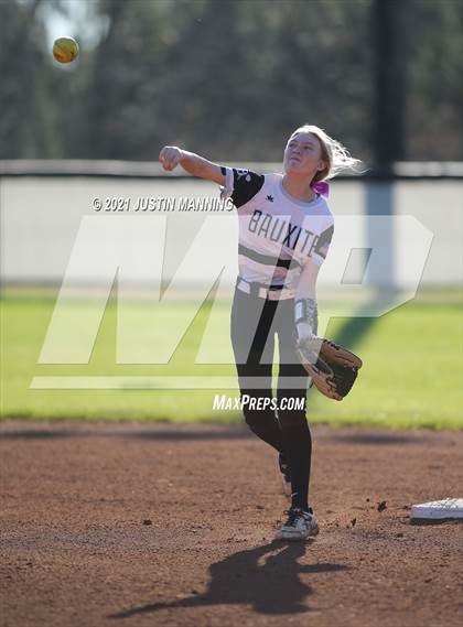 Thumbnail 2 in Mayflower @ Bauxite photogallery.