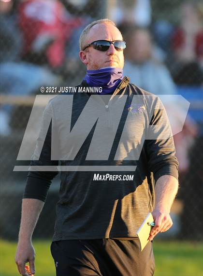 Thumbnail 2 in Mayflower @ Bauxite photogallery.