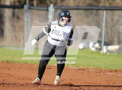 Thumbnail 1 in Mayflower @ Bauxite photogallery.