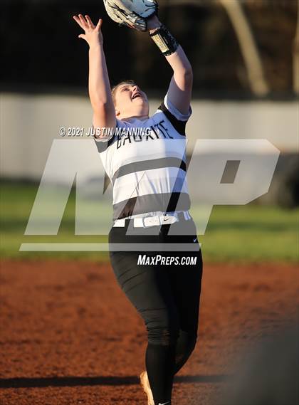 Thumbnail 2 in Mayflower @ Bauxite photogallery.