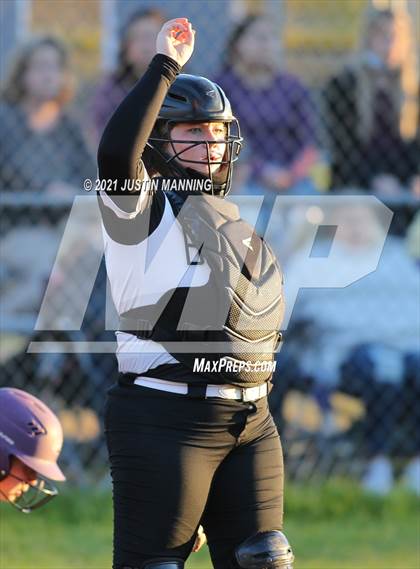 Thumbnail 3 in Mayflower @ Bauxite photogallery.