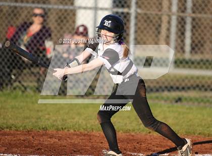 Thumbnail 3 in Mayflower @ Bauxite photogallery.
