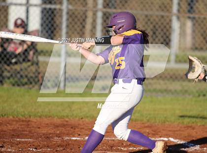Thumbnail 1 in Mayflower @ Bauxite photogallery.