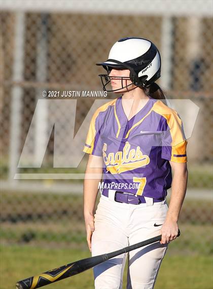 Thumbnail 2 in Mayflower @ Bauxite photogallery.