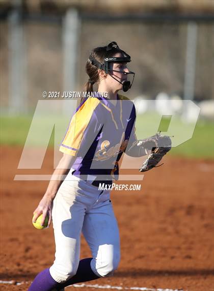 Thumbnail 2 in Mayflower @ Bauxite photogallery.