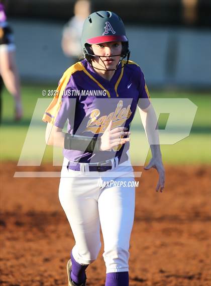 Thumbnail 1 in Mayflower @ Bauxite photogallery.
