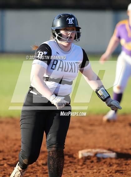 Thumbnail 1 in Mayflower @ Bauxite photogallery.