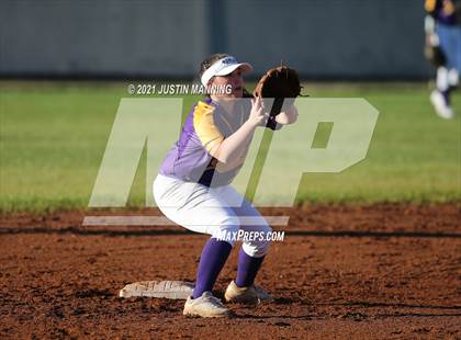 Thumbnail 3 in Mayflower @ Bauxite photogallery.
