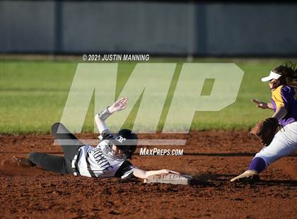 Thumbnail 3 in Mayflower @ Bauxite photogallery.