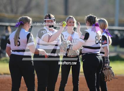 Thumbnail 3 in Mayflower @ Bauxite photogallery.