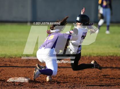 Thumbnail 2 in Mayflower @ Bauxite photogallery.