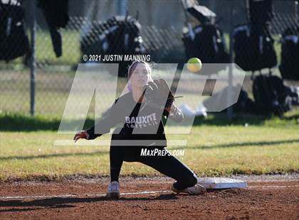 Thumbnail 3 in Mayflower @ Bauxite photogallery.