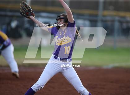 Thumbnail 3 in Mayflower @ Bauxite photogallery.