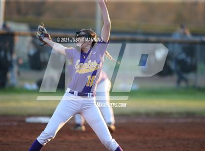 Thumbnail 3 in Mayflower @ Bauxite photogallery.