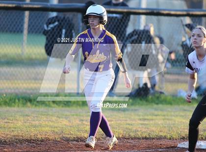 Thumbnail 2 in Mayflower @ Bauxite photogallery.