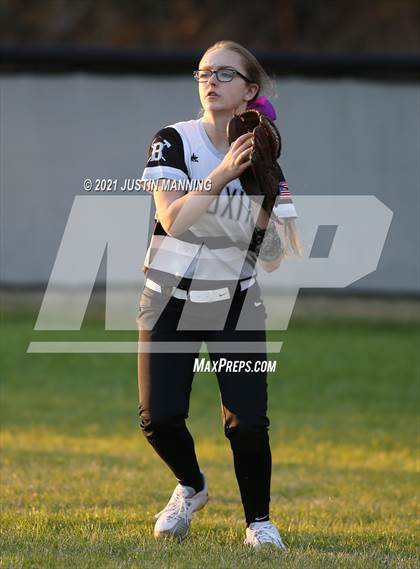Thumbnail 3 in Mayflower @ Bauxite photogallery.