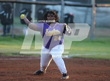 Thumbnail 2 in Mayflower @ Bauxite photogallery.