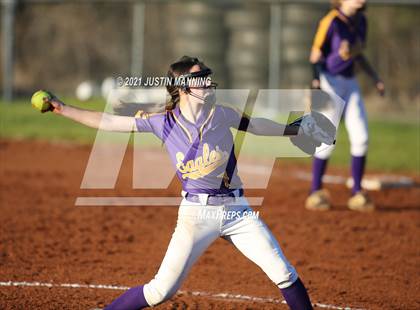 Thumbnail 2 in Mayflower @ Bauxite photogallery.