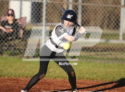Thumbnail 3 in Mayflower @ Bauxite photogallery.
